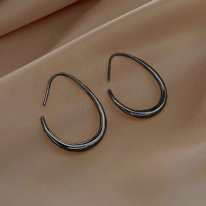 Waterdrop Shaped Big Hoop Earrings for Women Minimalist Metal Earrings Daily Wear Temperament Statement Jewelry.