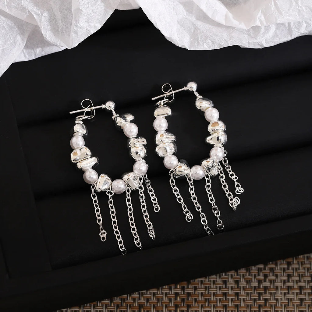 New Fragmented Spliced Tassel Irregular Imitation Pearls Dangle Earrings for Women Korean Jewelry Jewelry Accessories