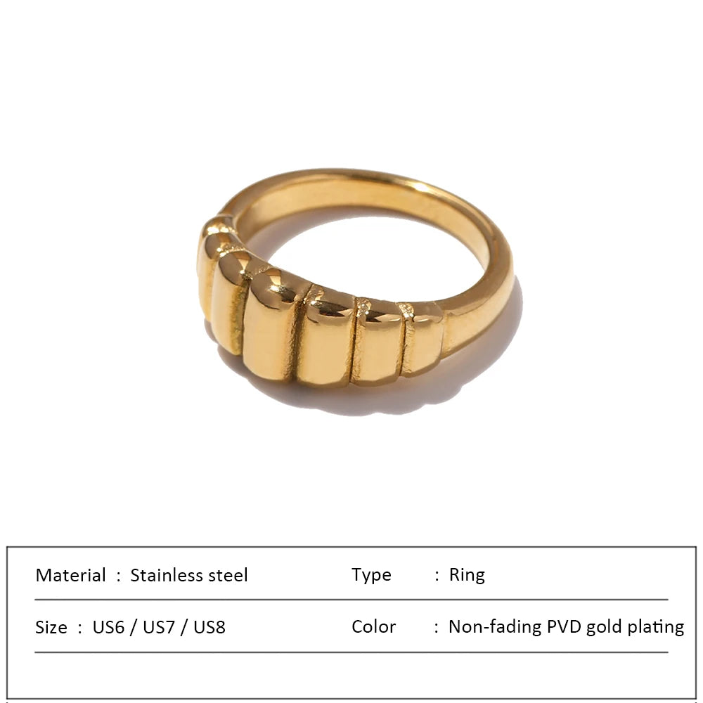Waterproof Stainless Steel Ring for Women Non-fading Heart Ring Stylish Rings Simple New Jewelry.