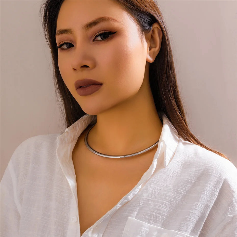 Vintage Iron Metal Torques Choker Necklace for Women Goth Gold Color Smooth Adjustable Chain Fashion Jewelry.